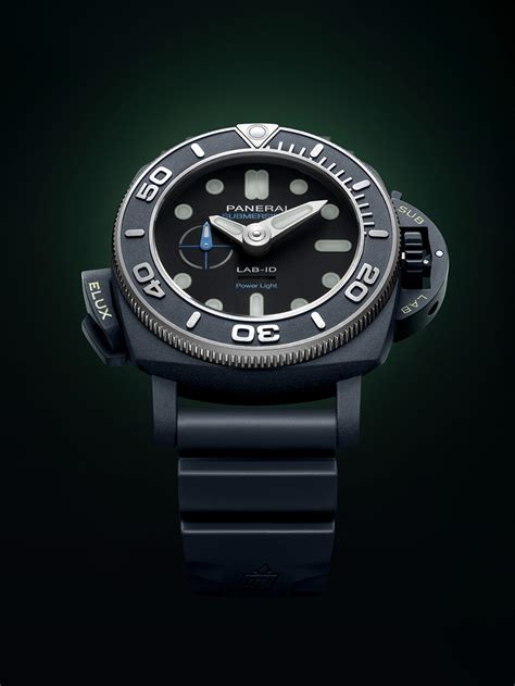 panerai submersible elux.